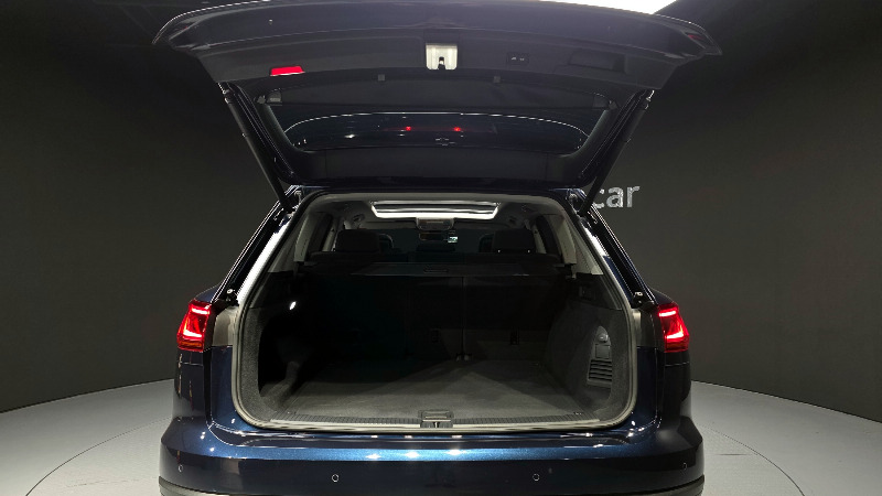 car Volkswagen Touareg id58433 photo #19