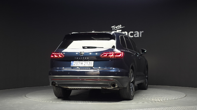 car Volkswagen Touareg id58433 photo #4
