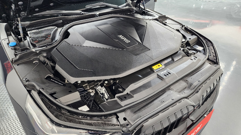 car BMW i5 id58509 photo #6