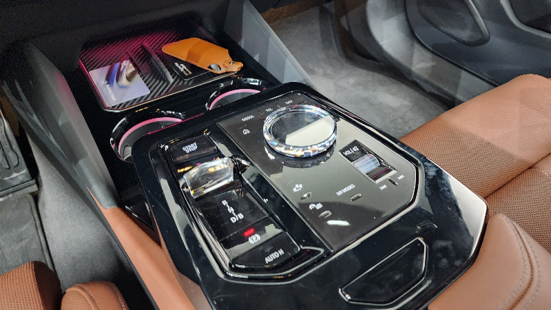 car BMW i5 id58509 photo #9