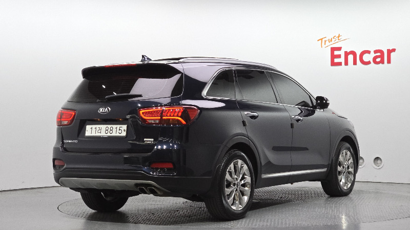 car KIA Sorento id58622 photo #2