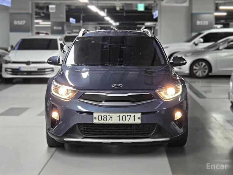 car KIA Stonic id58636 photo #3