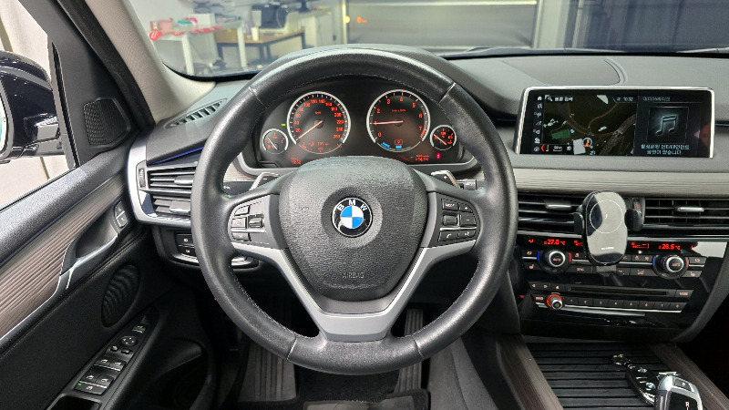 car BMW X5 id58737 photo #14