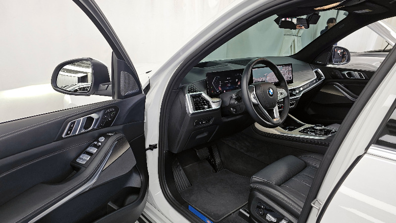 car BMW X7 id58743 photo #10