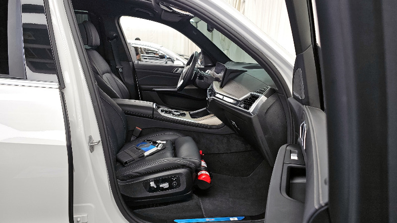 car BMW X7 id58743 photo #11
