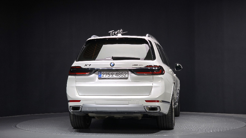 car BMW X7 id58743 photo #4