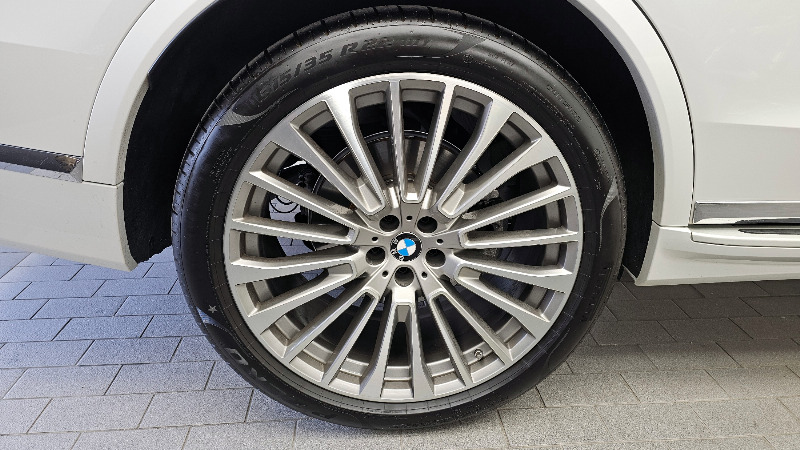 car BMW X7 id58743 photo #5