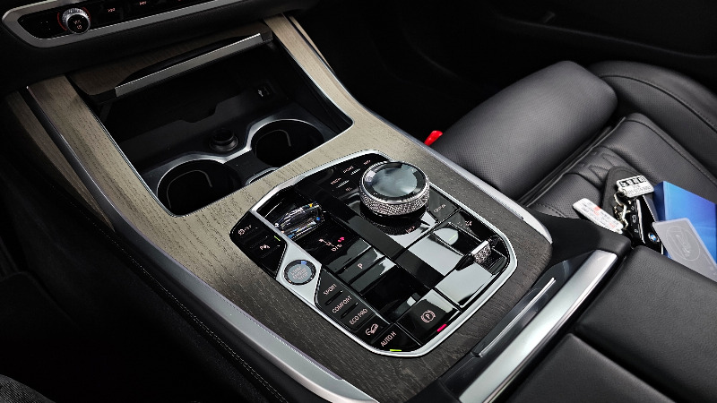 car BMW X7 id58743 photo #9