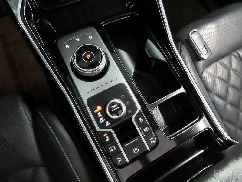 car KIA Sorento id58799 photo #9