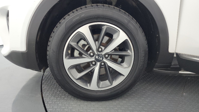 car KIA Sorento id58843 photo #5