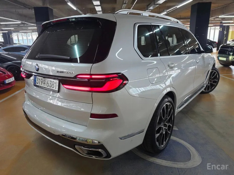 car BMW X7 id58867 photo #2