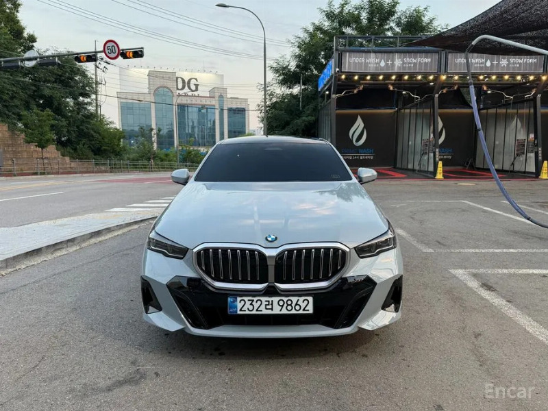 car BMW 5 Series id58872 main photo