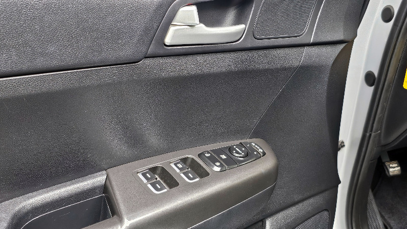 car KIA Sportage id58975 photo #14