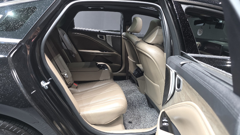 car KIA K8 id59057 photo #12