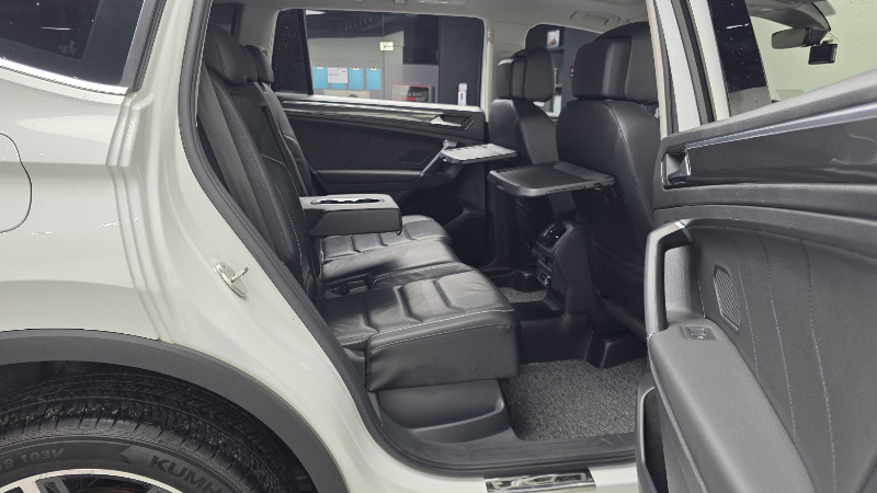 car Volkswagen Tiguan id59084 photo #12