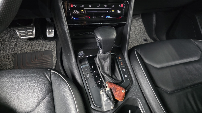 car Volkswagen Tiguan id59084 photo #9