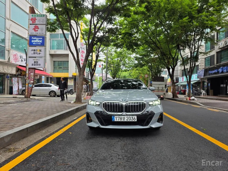 car BMW 5 Series id59095 main photo