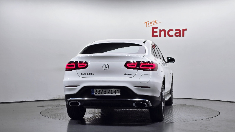 car Mercedes Benz GLC id59196 photo #4