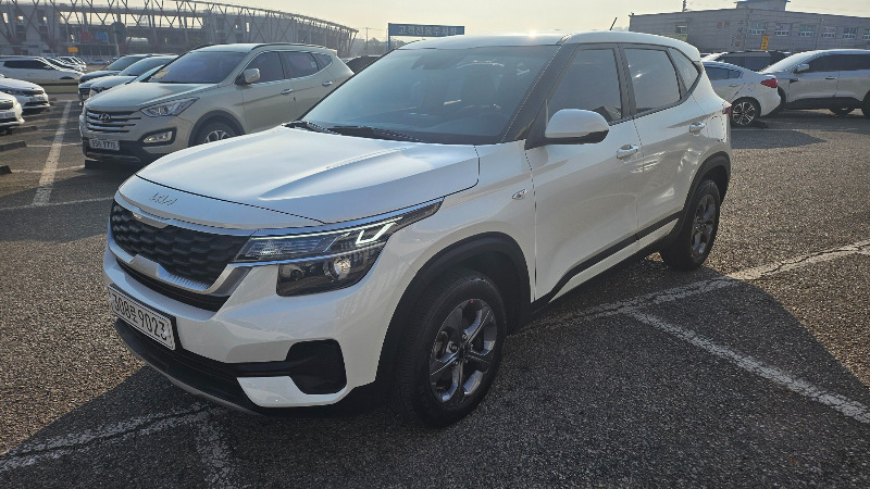 car KIA Seltos id59219 main photo