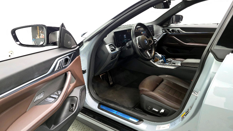 car BMW i4 id59342 photo #10
