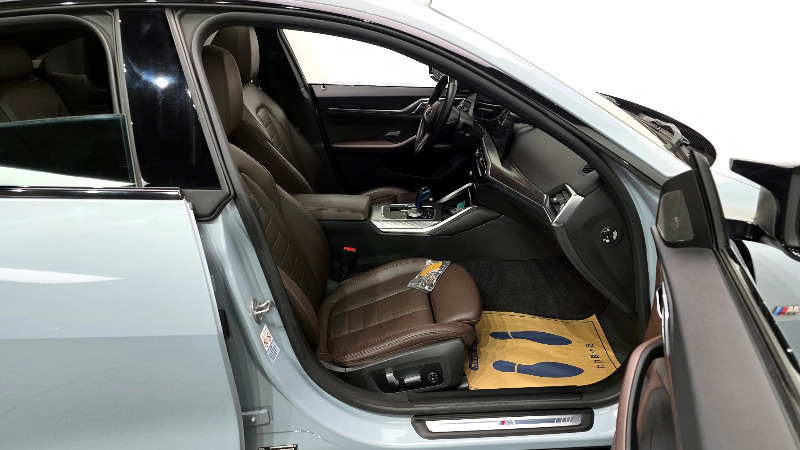 car BMW i4 id59342 photo #11