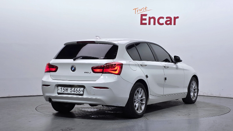 car BMW 1 Series id59343 photo #2