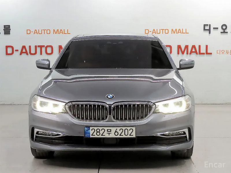 car BMW 5 Series id59368 main photo