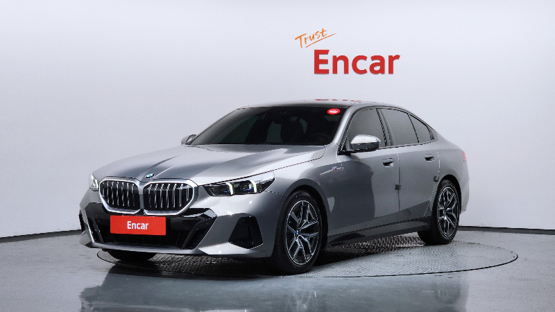 car BMW 5 Series id59375 main photo
