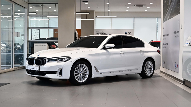 car BMW 5 Series id59385 main photo