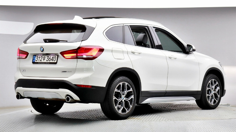 car BMW X1 id59396 photo #2