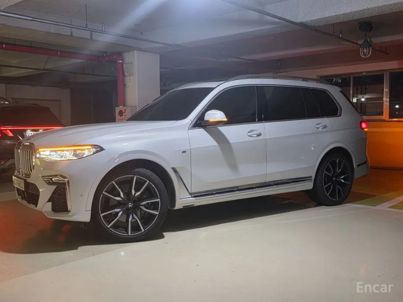 car BMW X7 id59397 photo #2