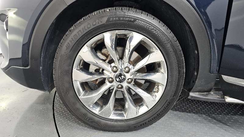 car KIA Sorento id59455 photo #5