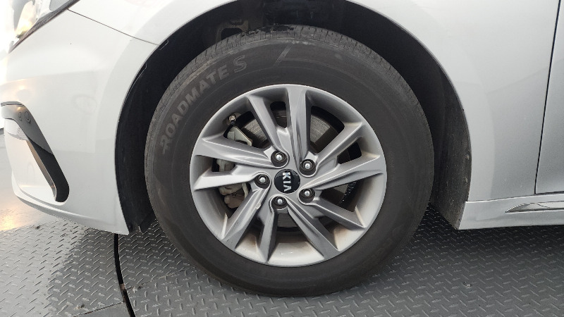 car KIA K5 id59497 photo #5