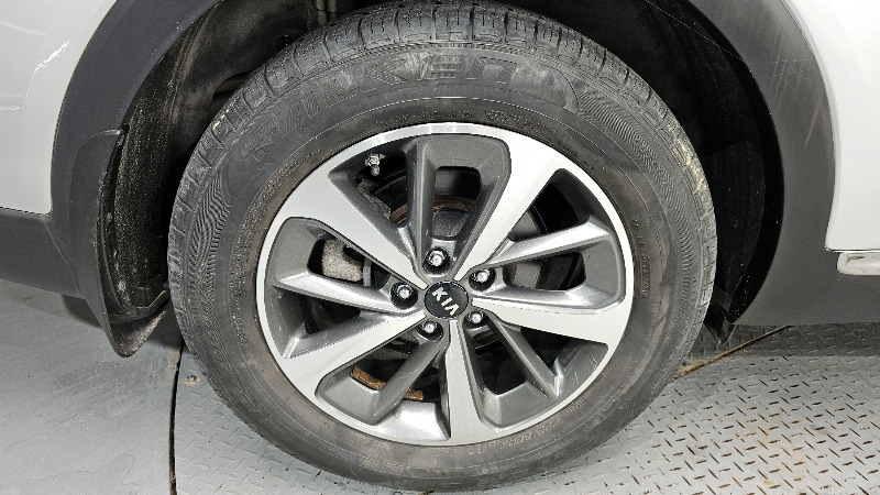 car KIA Sorento id59525 photo #5