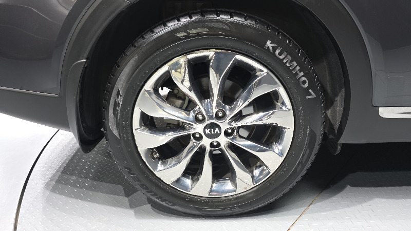 car KIA Sorento id59526 photo #5