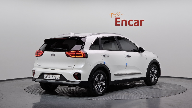 car KIA Niro id59530 photo #2