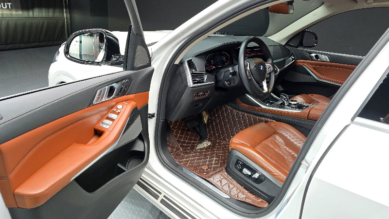 car BMW X7 id59575 photo #10