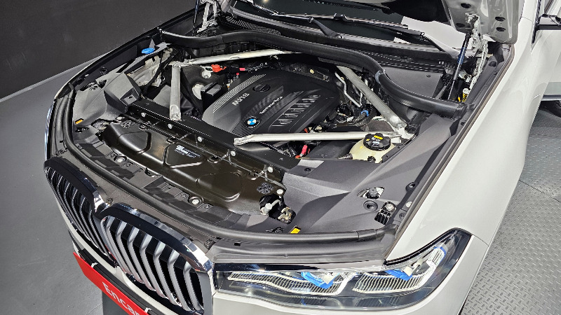 car BMW X7 id59575 photo #6