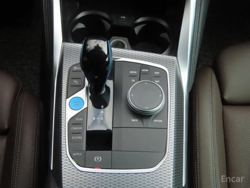 car BMW i4 id59621 photo #13
