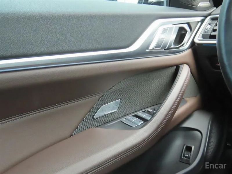 car BMW i4 id59621 photo #14