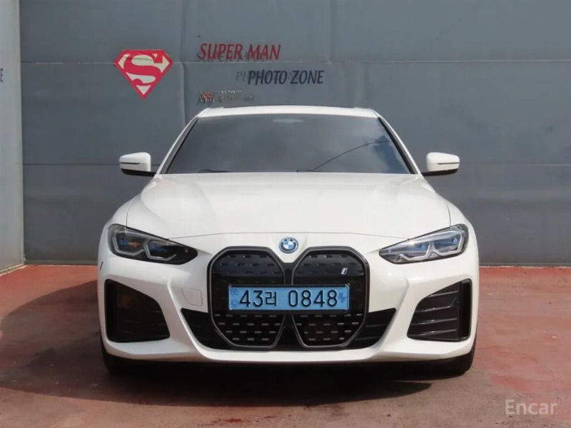 car BMW i4 id59621 photo #2