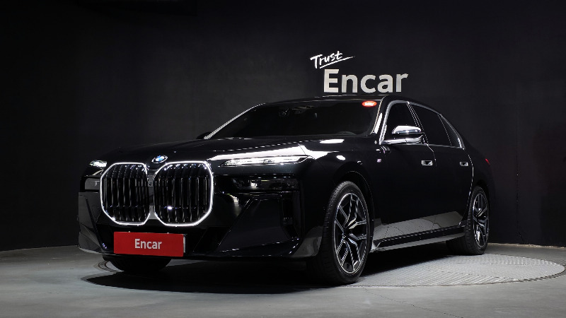 car BMW 7 Series id59639 main photo