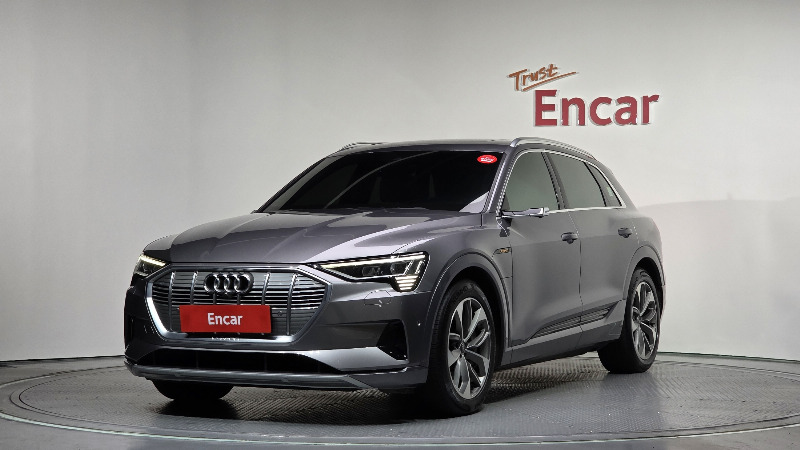 car Audi e-tron id59647 main photo