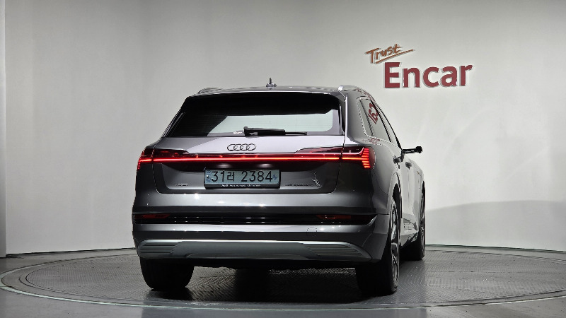 car Audi e-tron id59647 photo #4