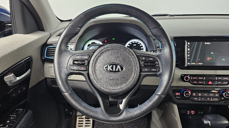 car KIA Niro id59726 photo #14