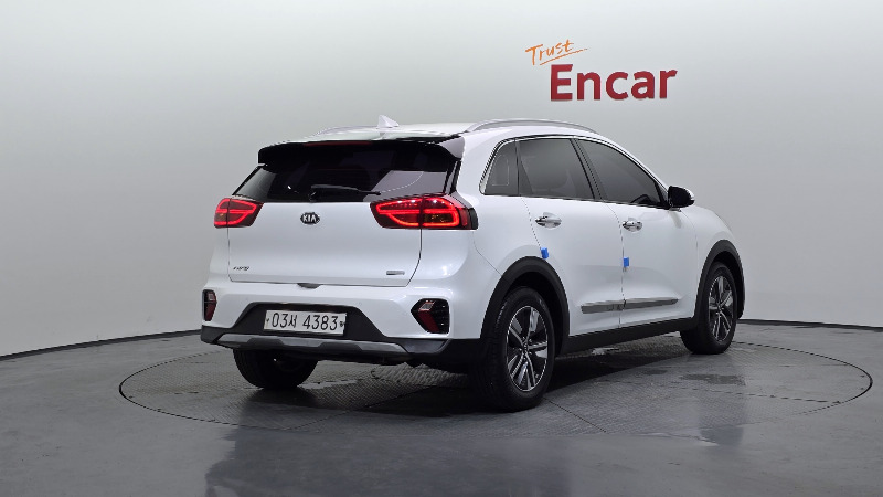 car KIA Niro id59733 photo #2