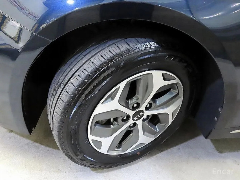 car KIA K5 id59741 photo #5