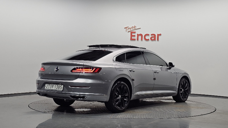 car Volkswagen Arteon id59775 photo #2