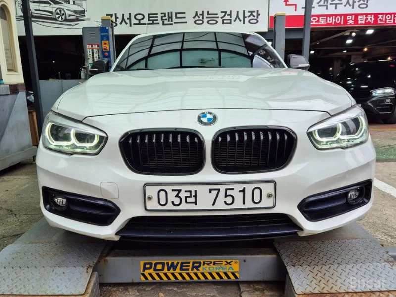 car BMW 1 Series id59814 main photo