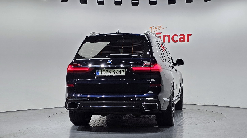 car BMW X7 id59830 photo #4